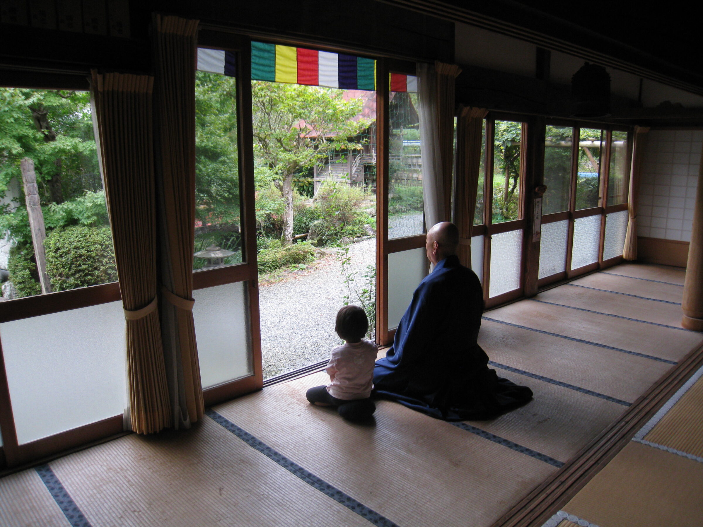 禅寺で修行体験（坐禅・法話・写経・精進料理・修行体験） | エコ